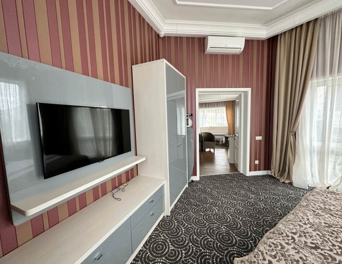 Люкс Рахманинов 3-комнатный 2-местный - Курортный отель «Дачи» Алушта